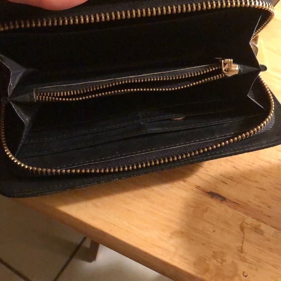 Wallet - Picture 3 of 3